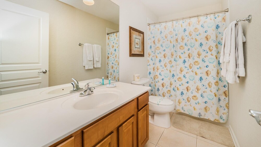 Gorgeous 5 Bedroom Pool Home in Windsor Hills Resort Kissimmee - photo 11