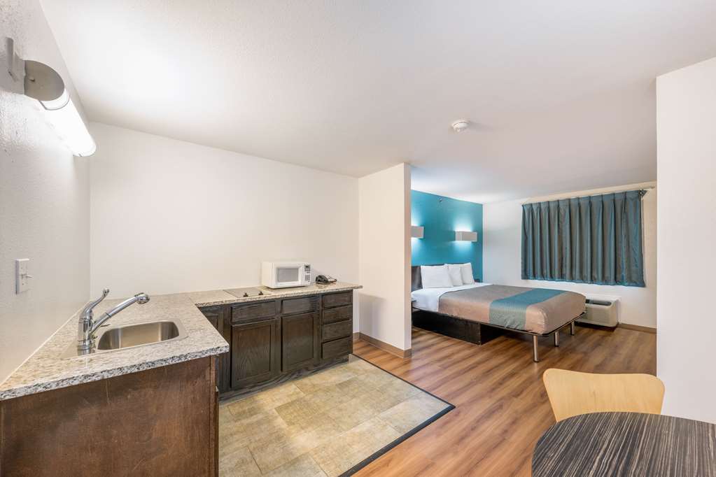 Motel 6 Decatur TX - photo 16