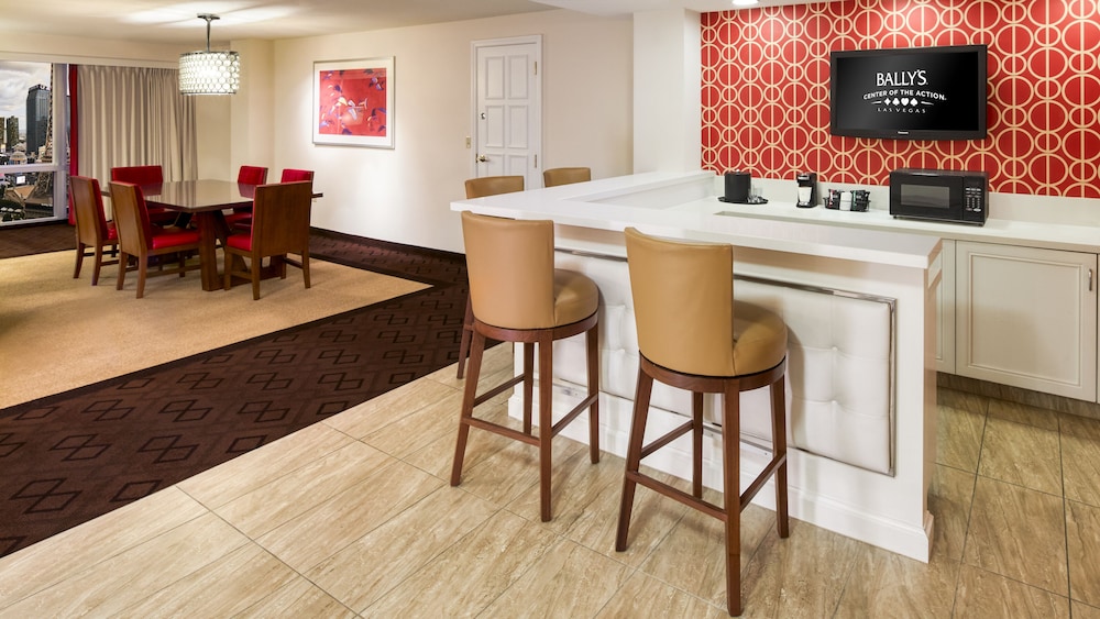 Horseshoe Las Vegas - photo 19