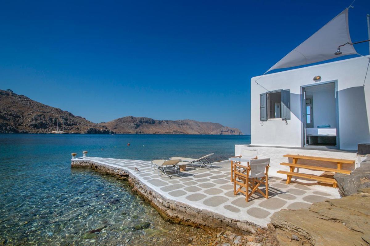 On The Rocks — hotel in Symi