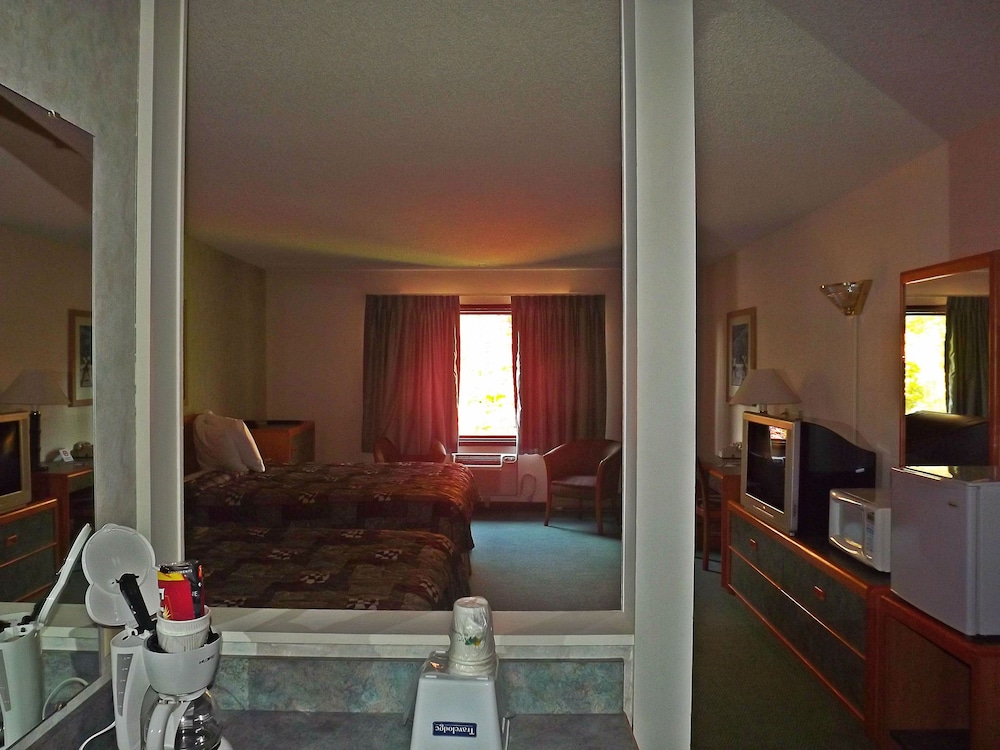 Travelodge by Wyndham Kalispell - photo 4