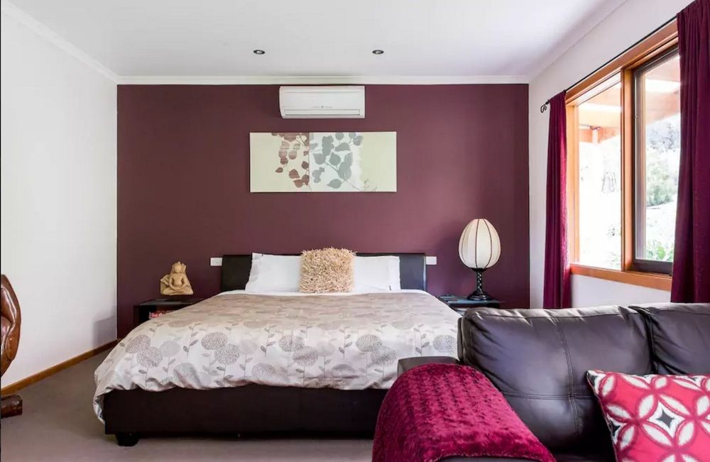Adriennes Country Retreat — Mount Macedon