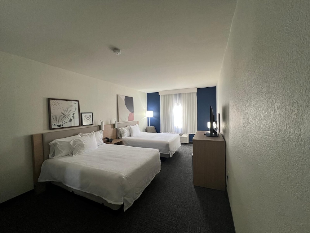 Spark by Hilton Glendale Phoenix North - photo 10
