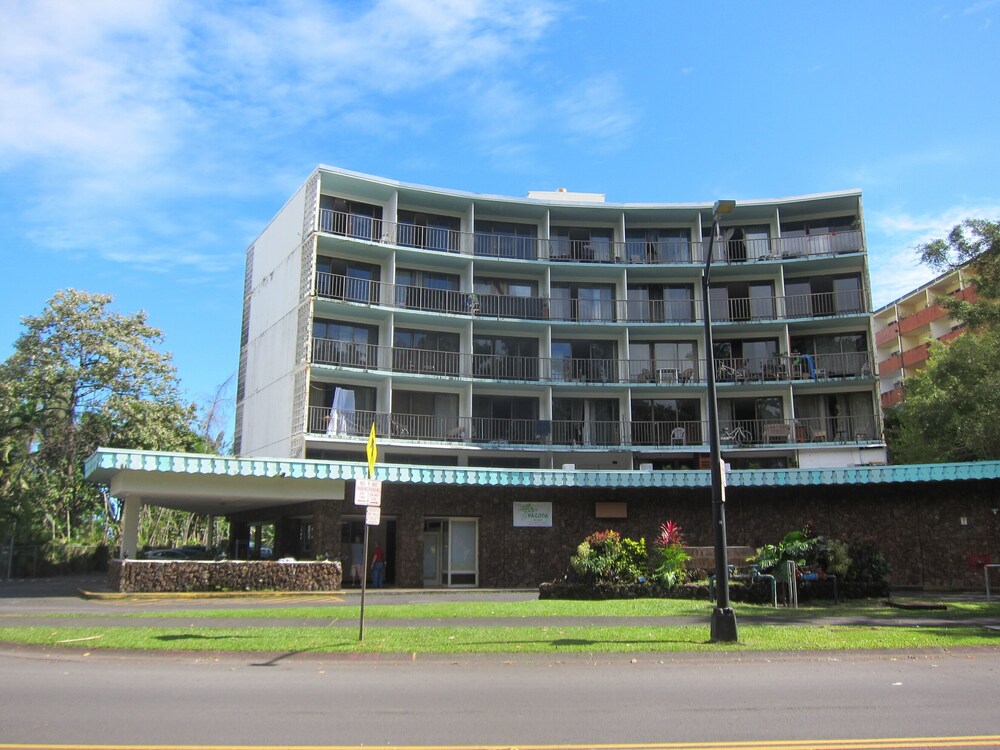 Country Club Condo Hotel - photo 52