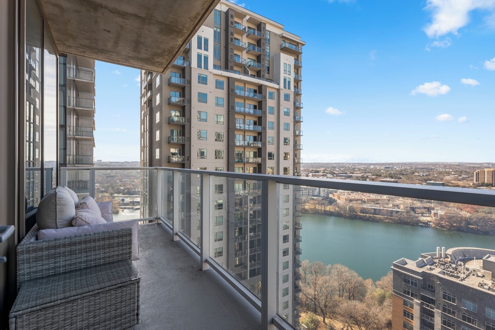 Austin Condo Hotel - photo 668