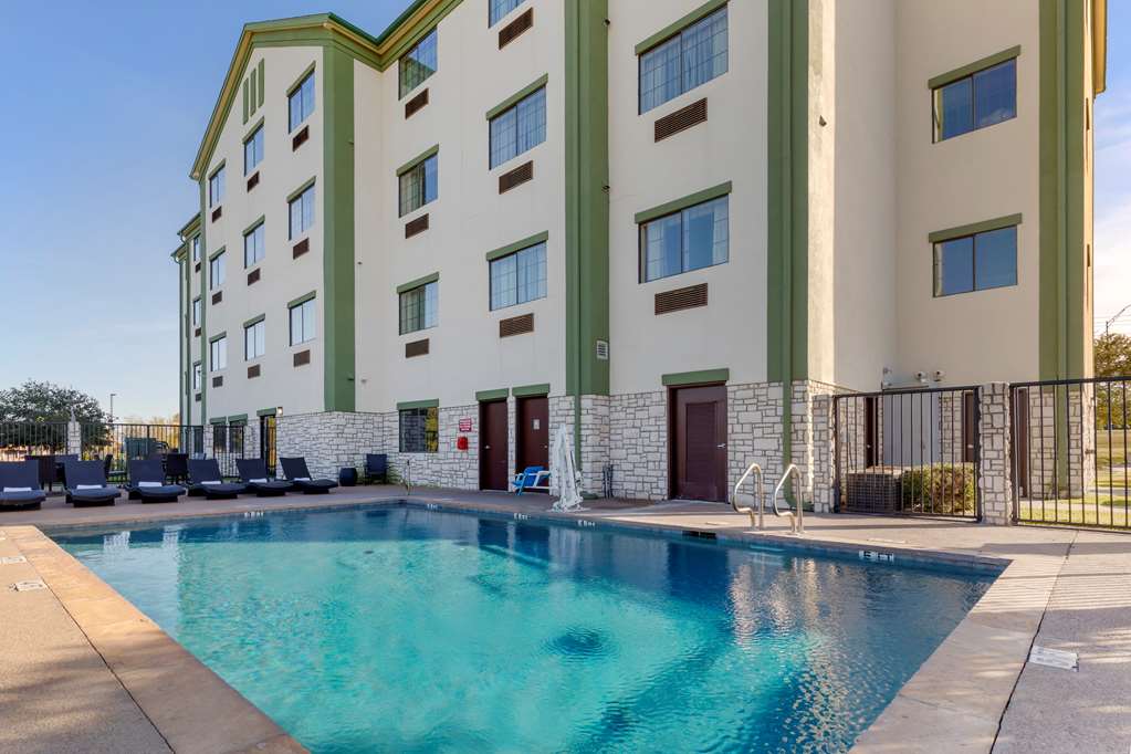 Best Western La Grange Inn & Suites - photo 4