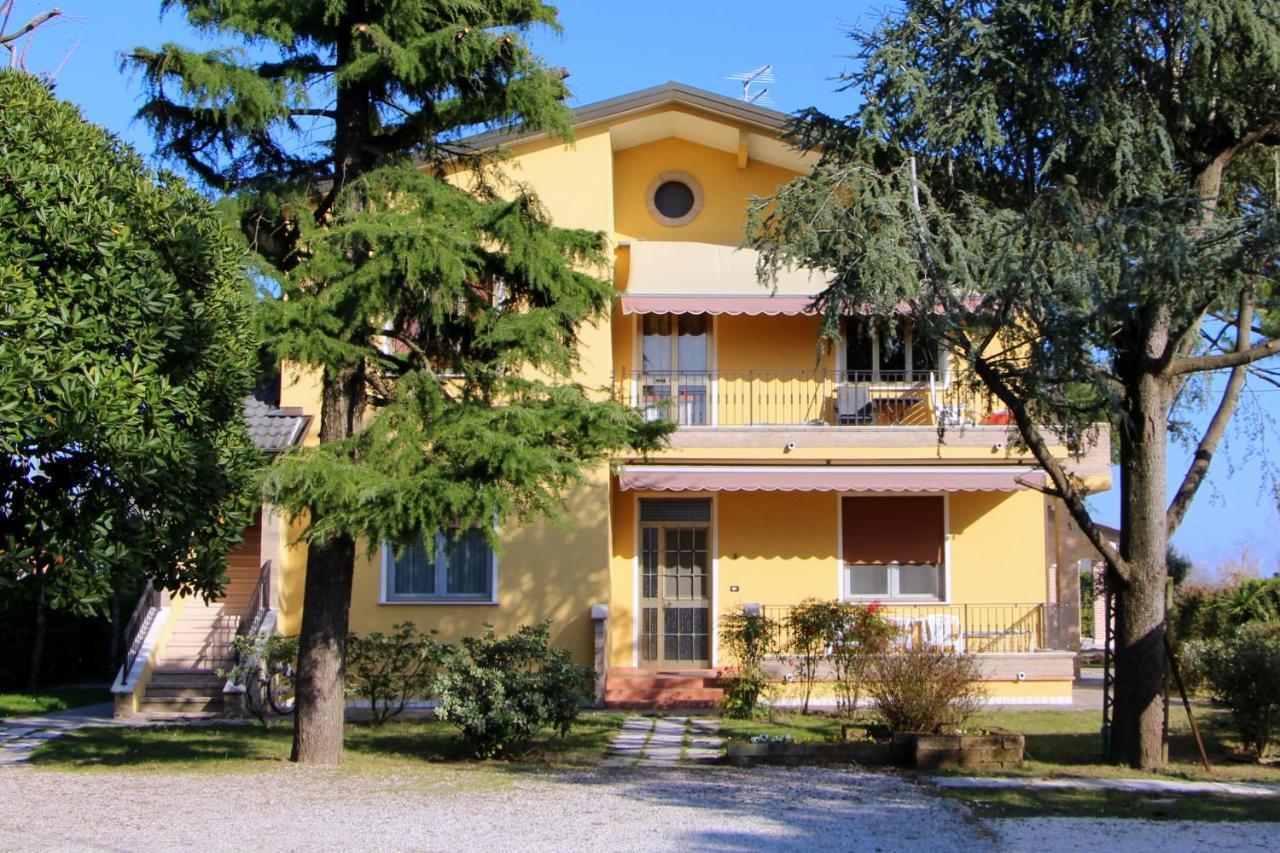 Appartamenti Giardino Al Mare — 5-Star Luxury Hotel in Lido Di Jesolo, Italy