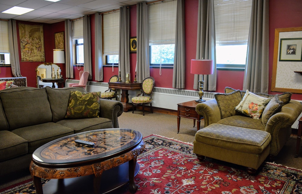 Sherman Inn - photo 8