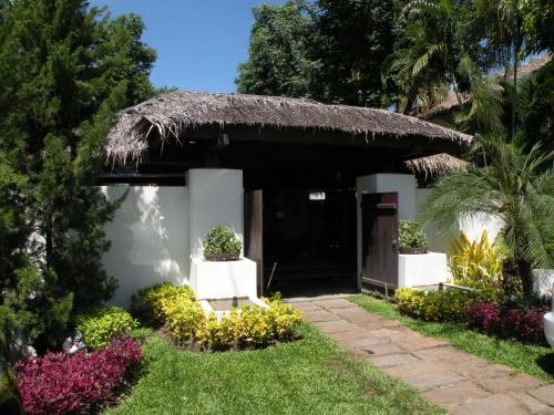Ploy Resort - carbon neutral hotel in Kanchanaburi
