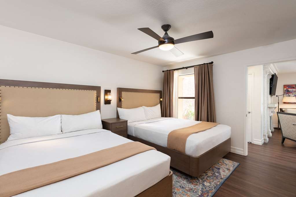 Westgate Flamingo Bay Resort - photo 2