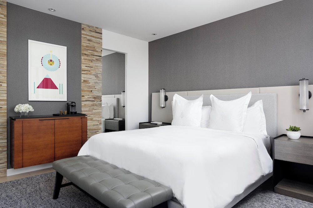 Four Seasons Hotel Denver - photo 16