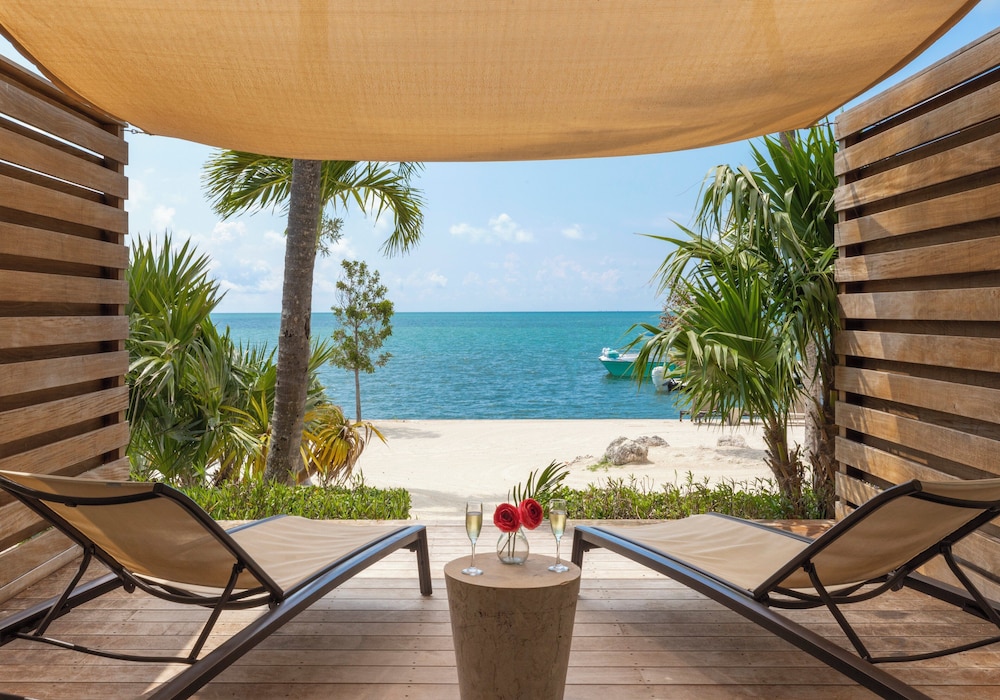 Amara Cay Resort - photo 52