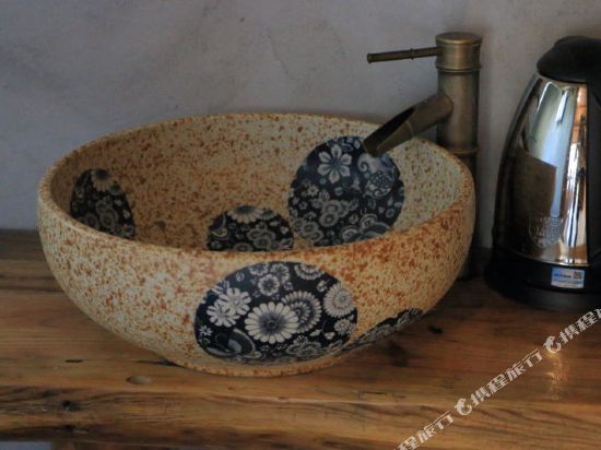 DE qingfeng Lin residence in Deqing, People's Republic of China