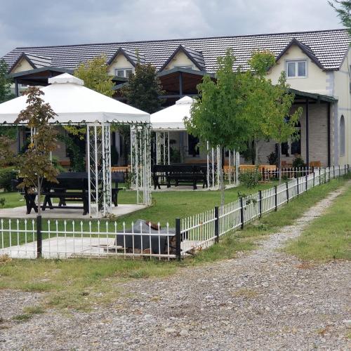 Hotel Culaj - last minute hotel in Koplik
