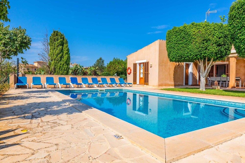 Villa Tallador — 4-Star Luxury Hotel in Santanyi, Spain