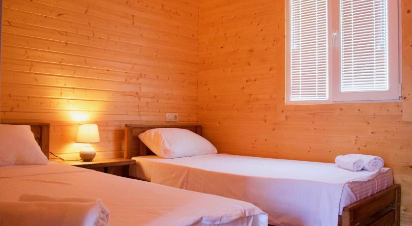 Finca Idoize Camping Hotel