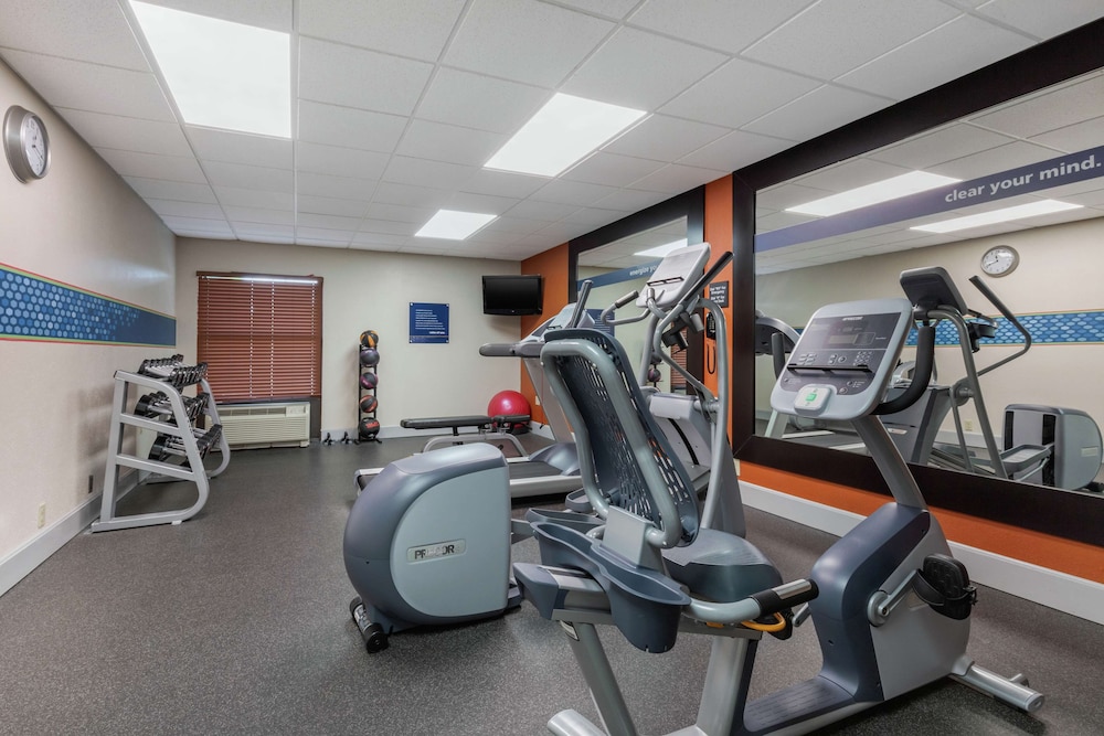 Hampton Inn Brookhaven - photo 14