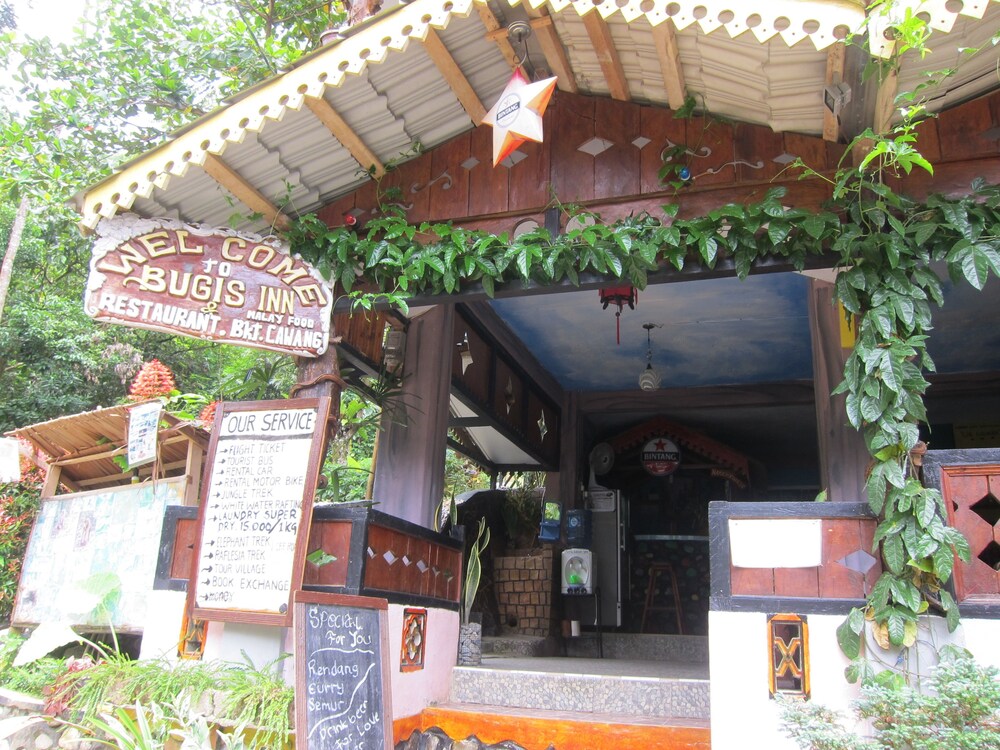 Bugis Inn - carbon neutral hotel in Binjai