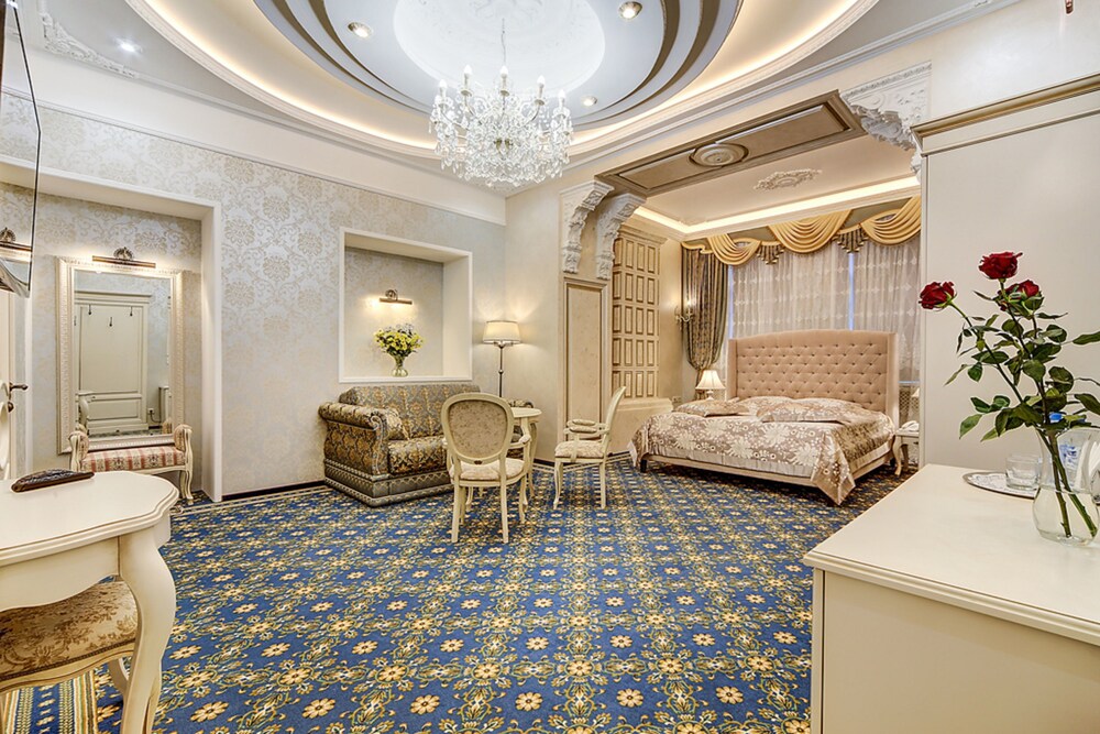 Guest rooms at Lomonosova Street 14 — 4-Star Luxury Hotel in Saint Petersburg, Russia