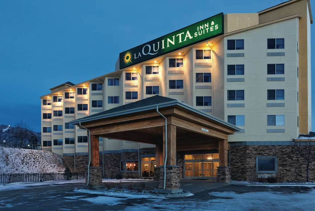 La Quinta Inn & Suites by Wyndham Butte - photo 4