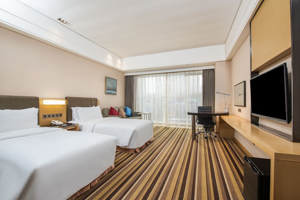 Holiday Inn Express Shenyang Golden Corridor by IHG — hotel in Shenyang