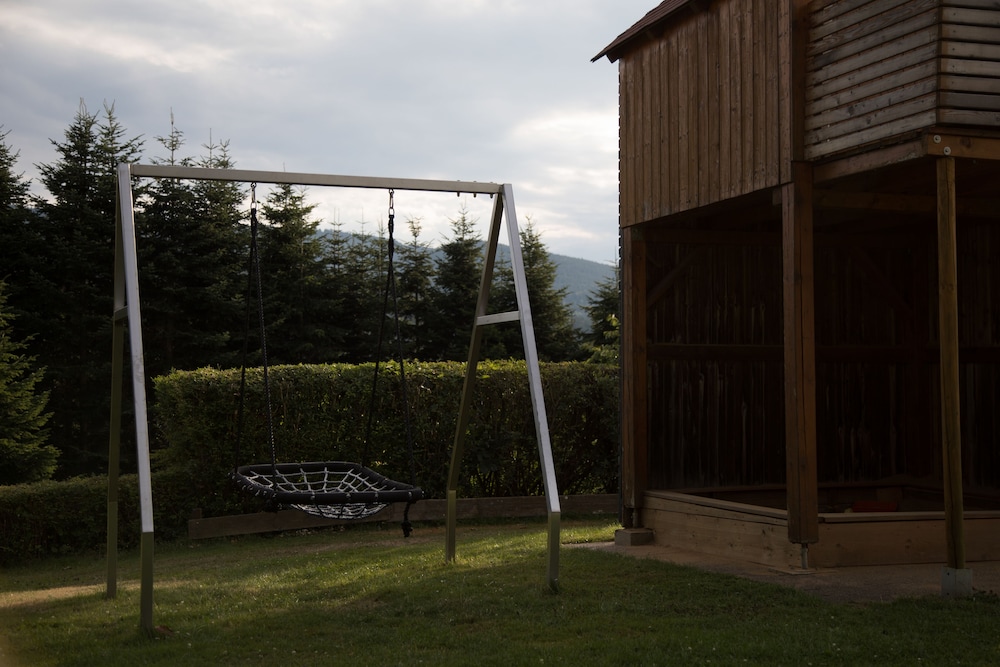 Children's play area - outdoor