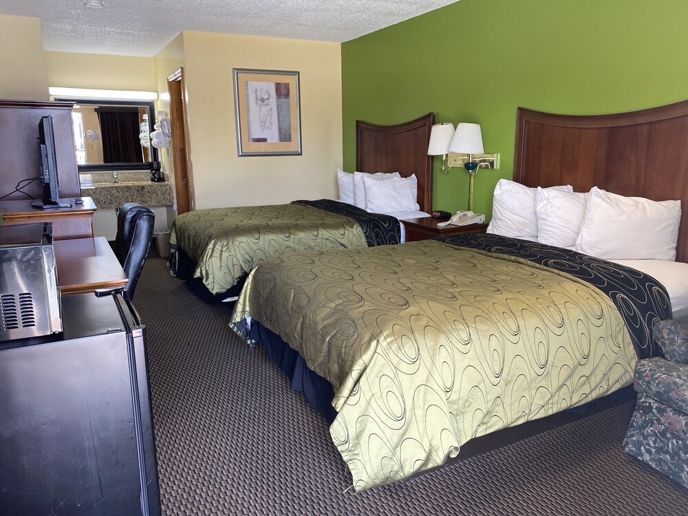 Rodeway Inn Baxley - photo 6