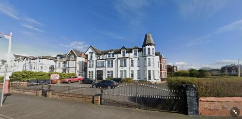 Lakeside View — 4-Star Luxury Hotel in Southport, United Kingdom