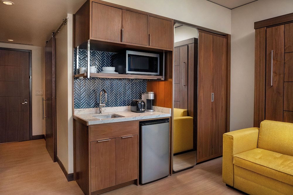 The Villas At The Disneyland Hotel - photo 14