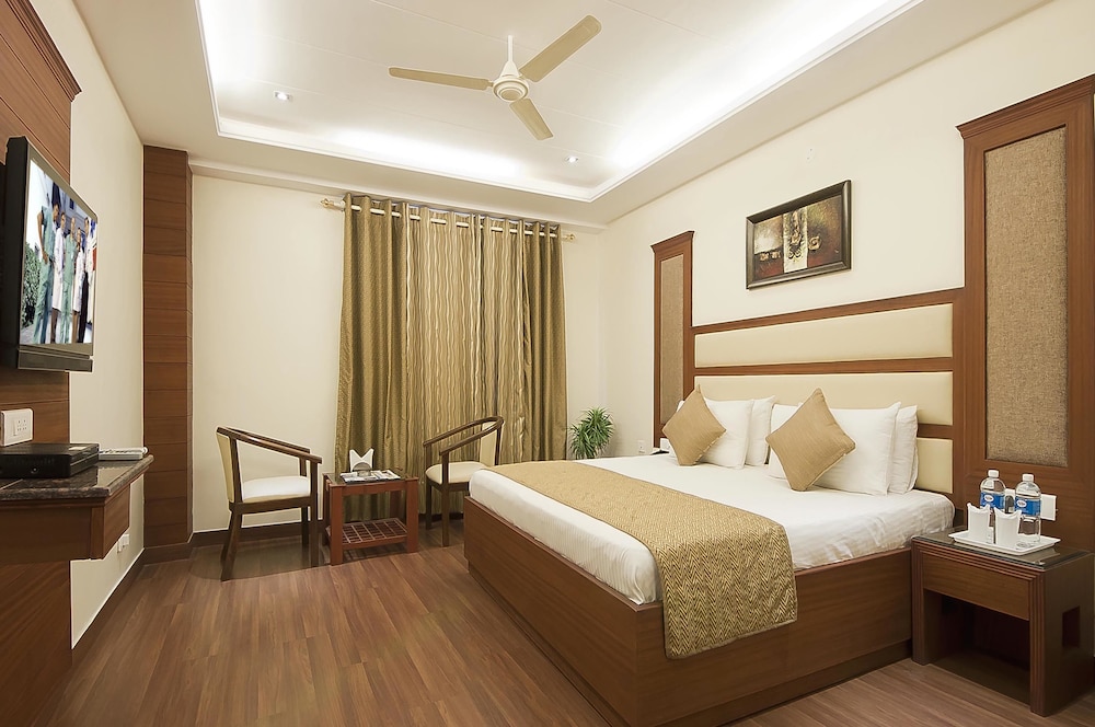 Hotel Paras - carbon neutral hotel in Basi