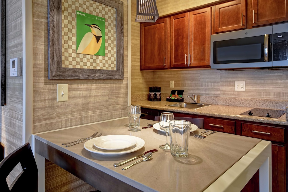 Homewood Suites by Hilton at The Waterfront - photo 25