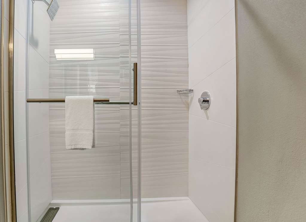 Motel 6 San Diego Airport Harbor - photo 20