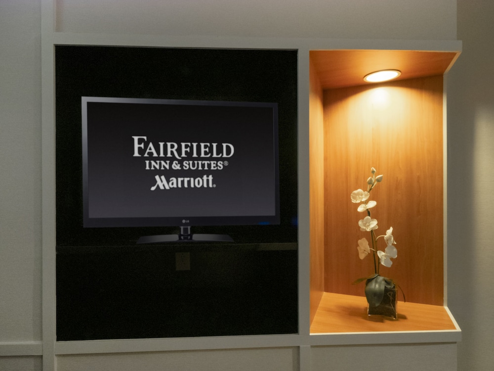 Fairfield Inn & Suites by Marriott Hazleton - photo 9
