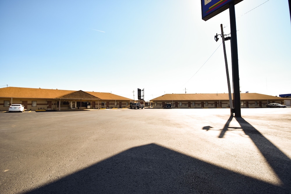 Economy Inn Beebe - photo 26