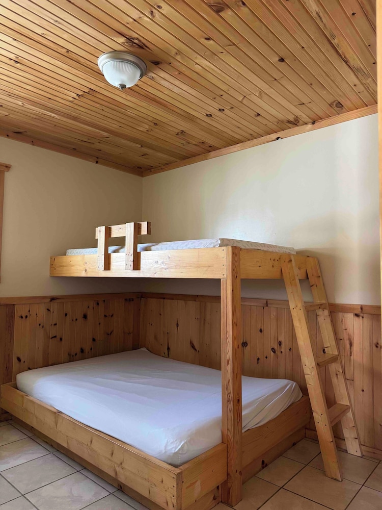 Summerhill in Wasaga Beach, Canada