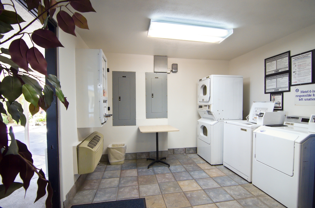 Motel 6 Palm Springs CA East Palm Canyon - photo 55