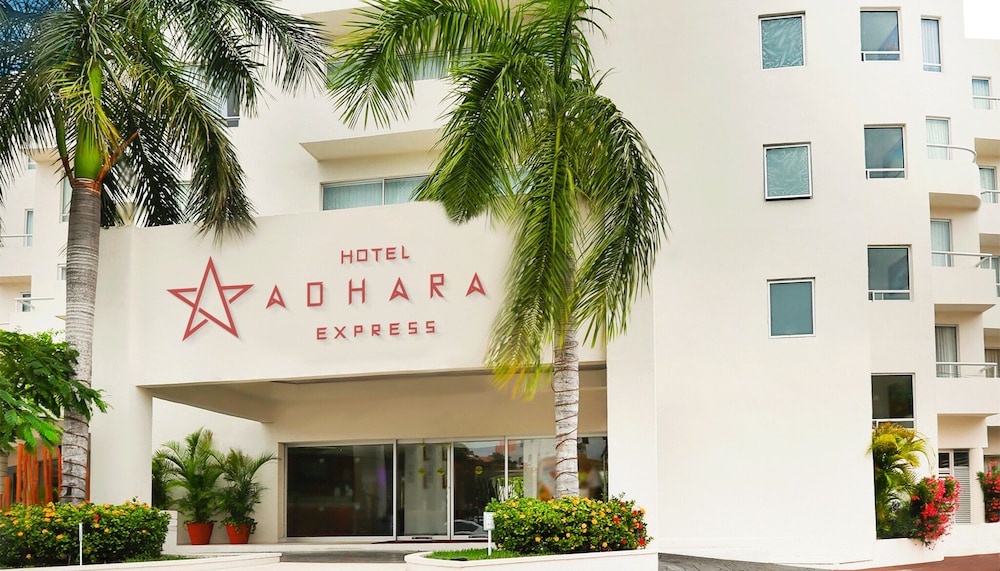 Ramada Cancun City