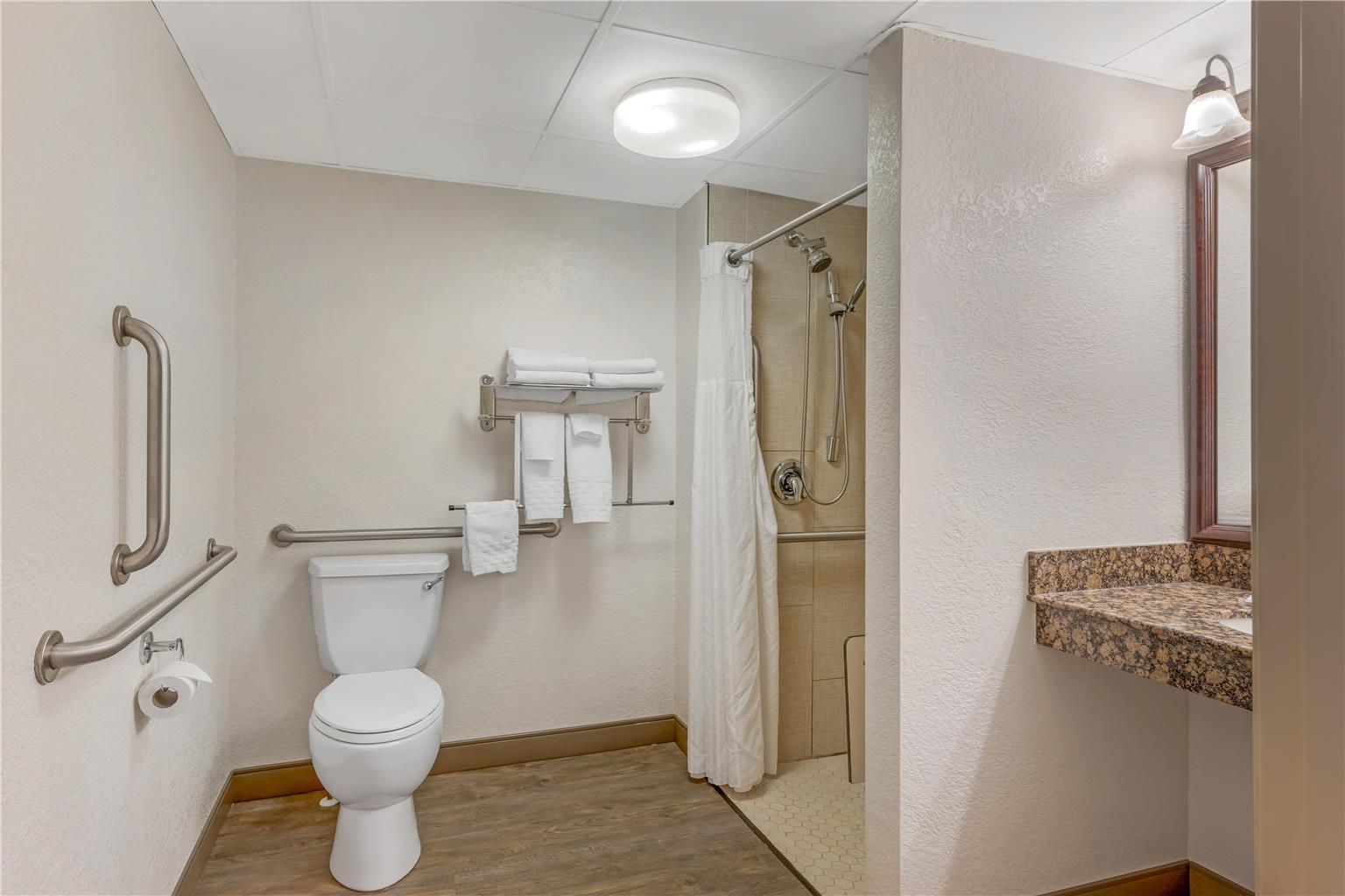 Best Western Plus McCall Lodge & Suites - photo 47