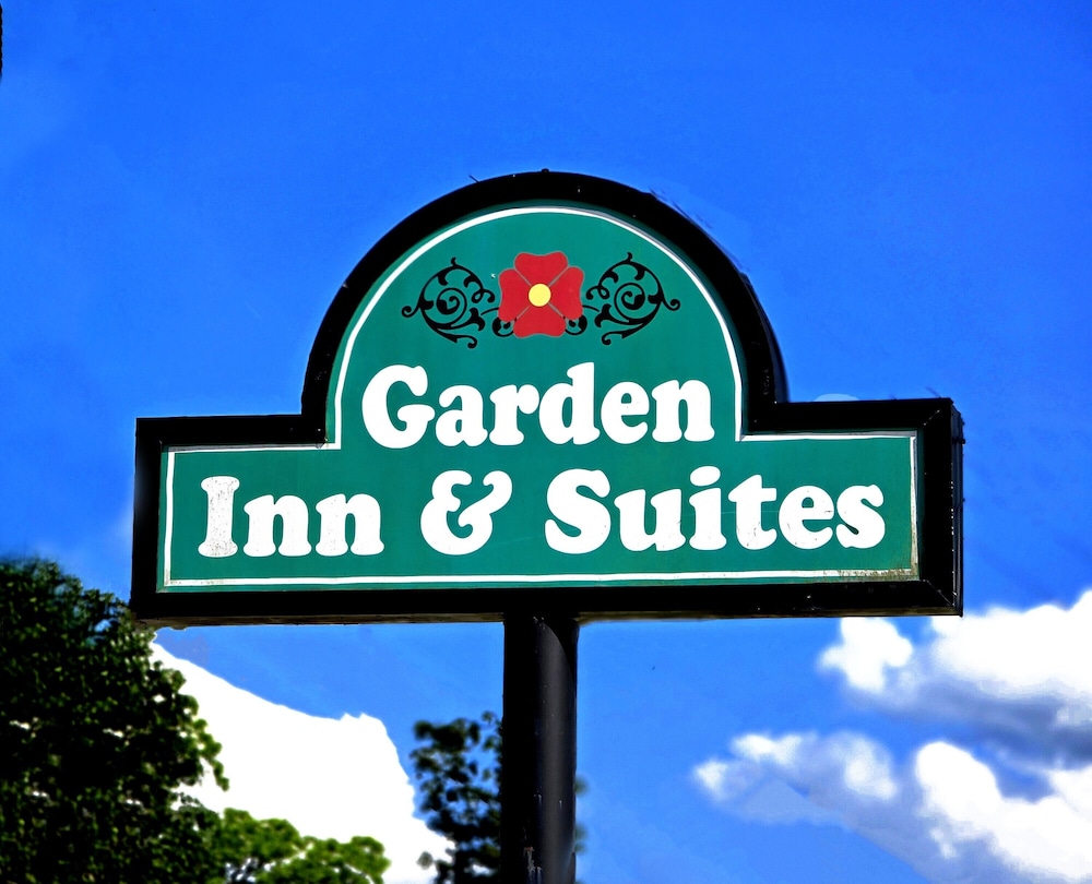 Garden Inn and Suites near Callaway Gardens Pine Mountain - photo 13