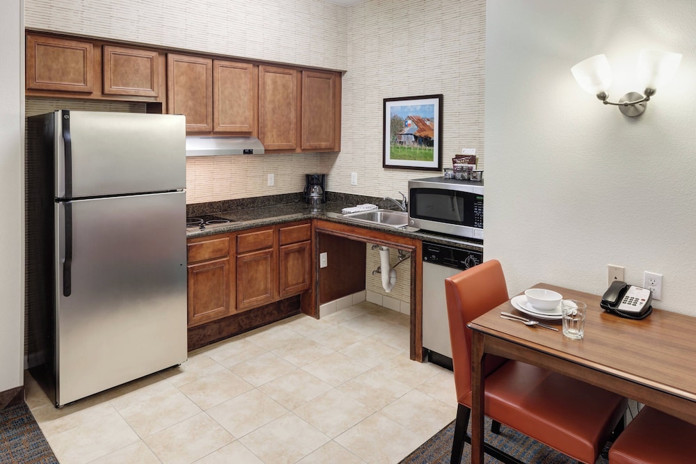 Residence Inn by Marriott Beaumont - photo 16