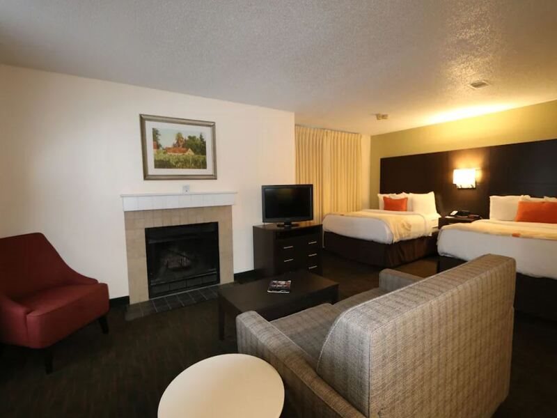 StayPlace Suites Akron Copley Township West - photo 3