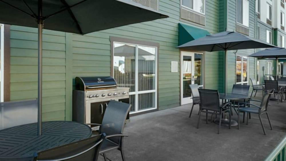 Fairfield Inn and Suites by Marriott Anchorage - photo 25
