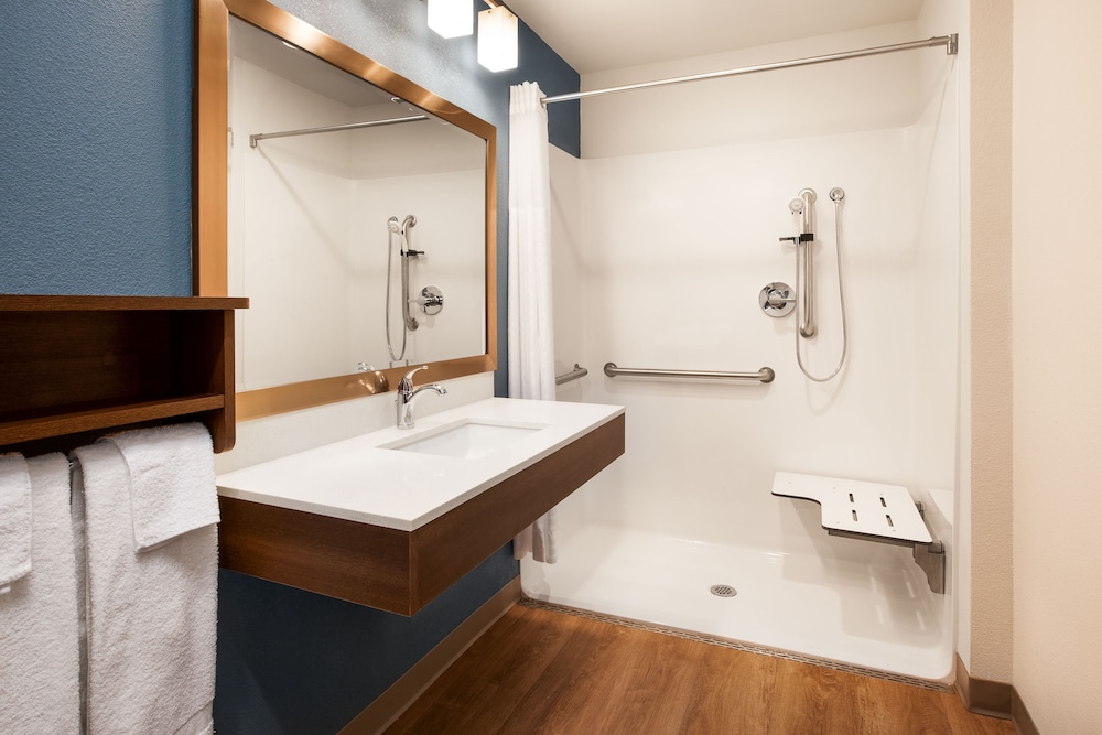 WoodSpring Suites Charlotte University Research Park - photo 14