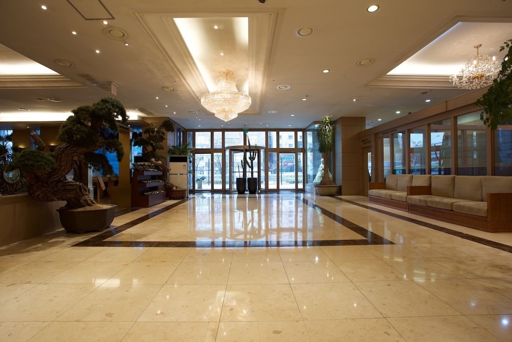 Koryo Hotel — Bucheon-Si — photo 2