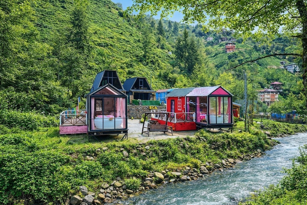 Eça River Bungalov in Camlihemsin, Turkey