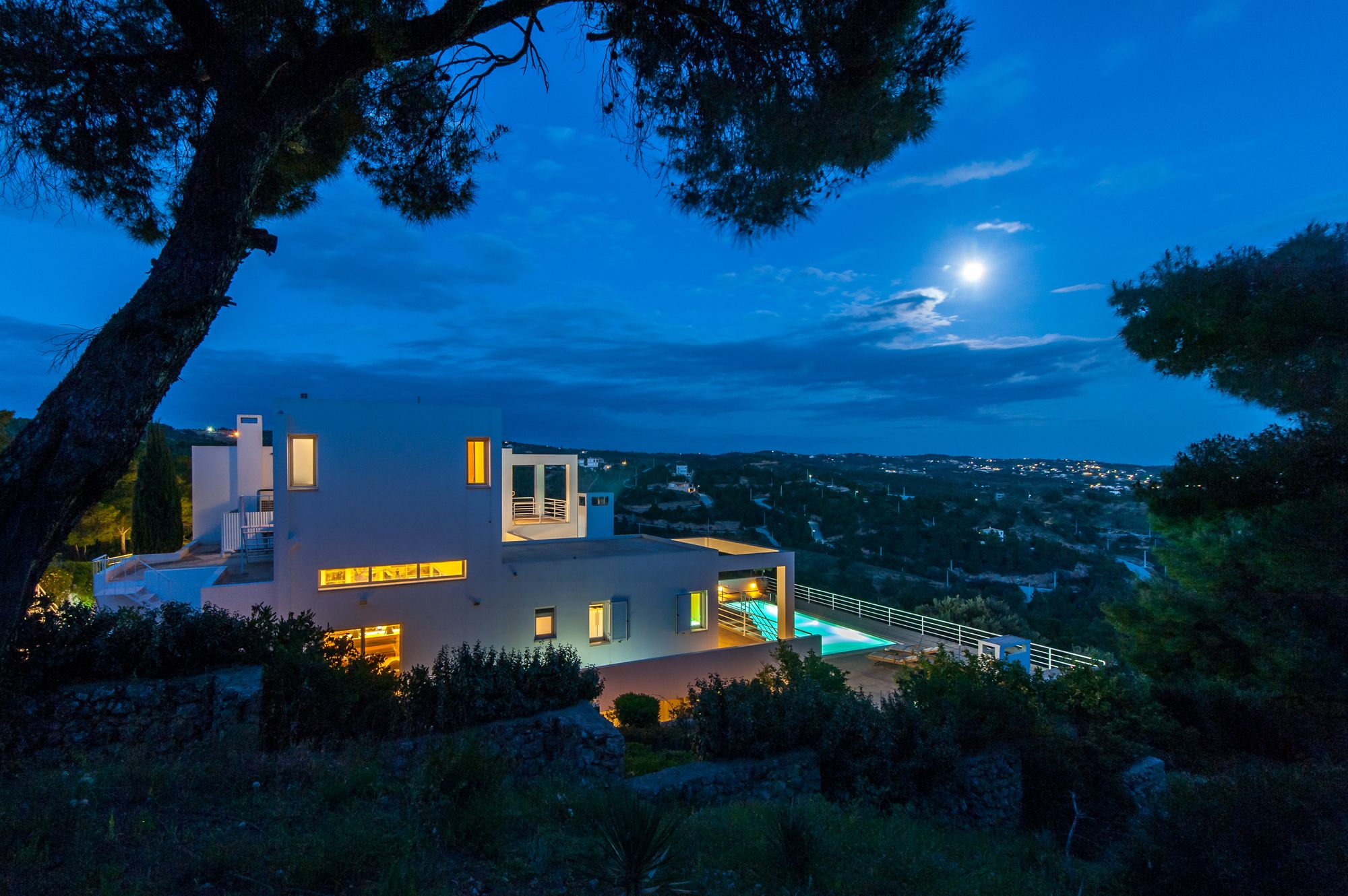 Jeannine's Villa — 4-Star Luxury Hotel in Kranidi, Greece