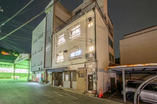 Cocostay尾道本通り 千光寺も花火も雨の日も全部にやさしい尾道の宿 In The Middle Of The Shopping Street in Onomichi, Japan