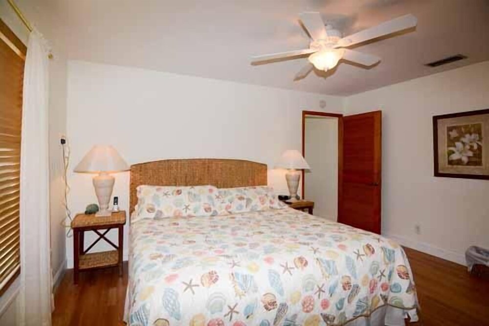 4 Beach Lovers Unit 1 - photo 2