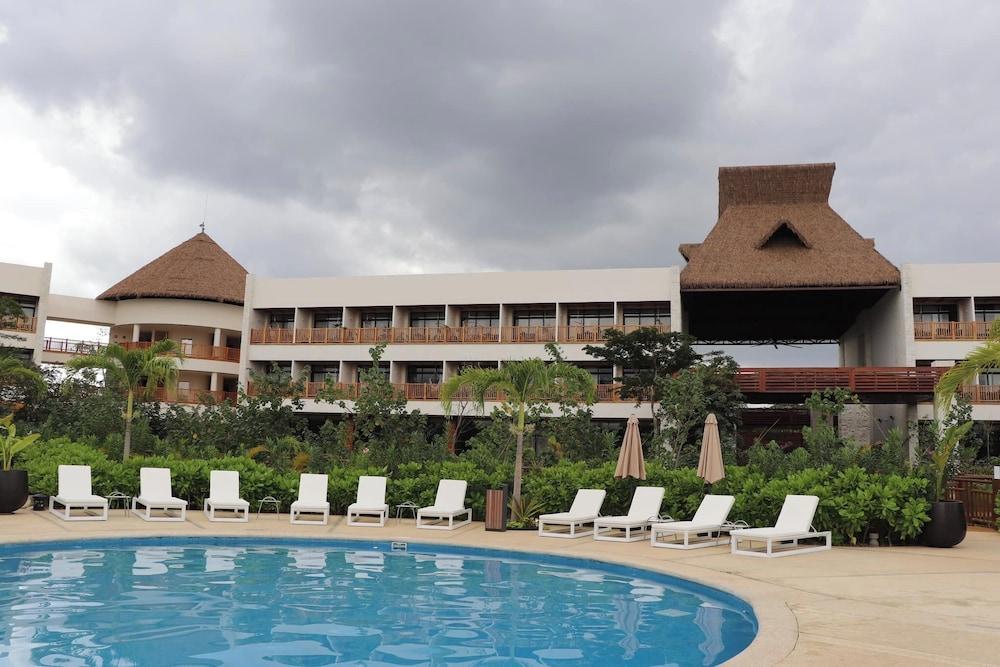 Hotel Mundo Maya Edzná
