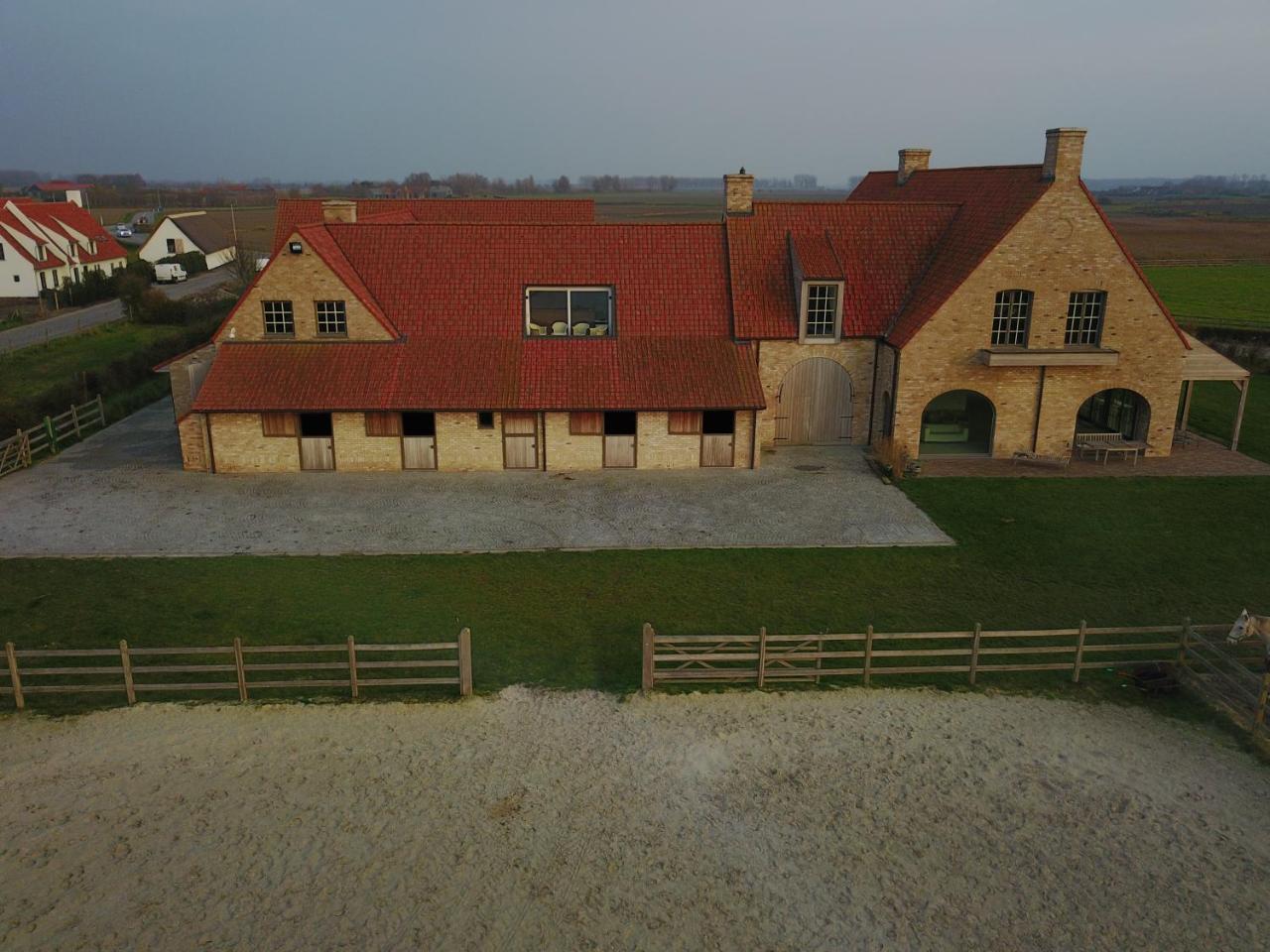 House Zoute Stables 125sqm in 5 Ha Property Near Seaside in Knokke — 4-Star Luxury Hotel in Knokke-Heist, Belgium